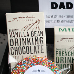 Father's Day HUG IN A MUG Hamper | PERSONALISED | Chocolate & Candle Gift Pack | Dad | Daddy | Grandad | Nonno